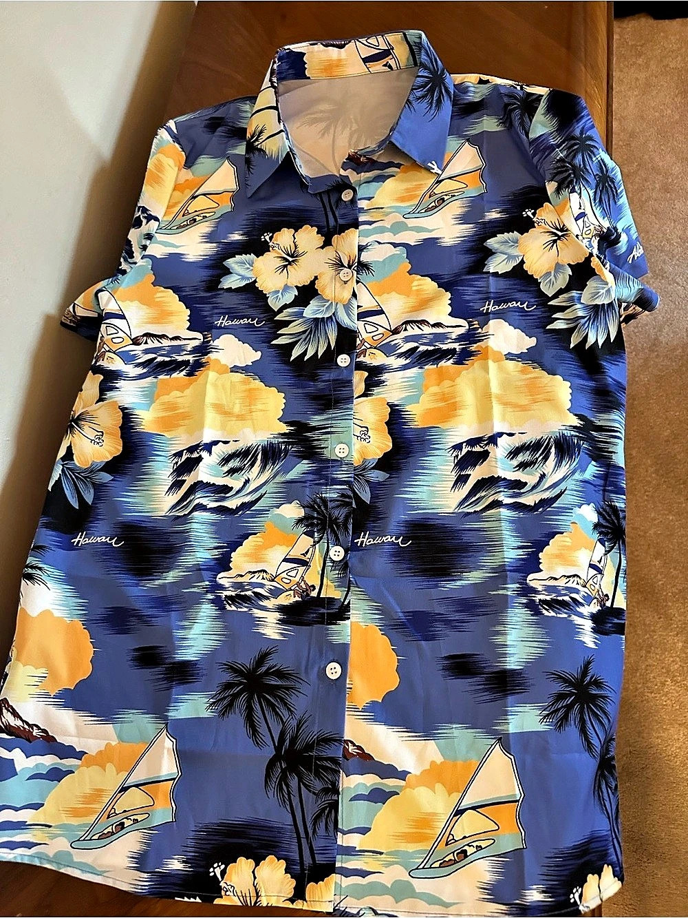 Hawaii Hawaiian Print Button Down Size small
